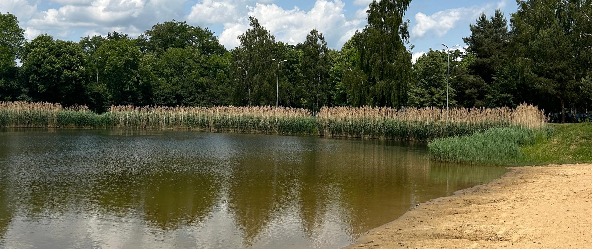Kąpielisko w "Ośrodku nad stawem" i kawałek plaży