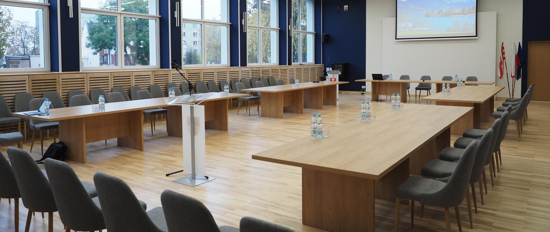 Nowa sala konferencyjna powiatu bielskiego w budynku przy ul. Widowskiej 1 w Bielsku Podlaskim