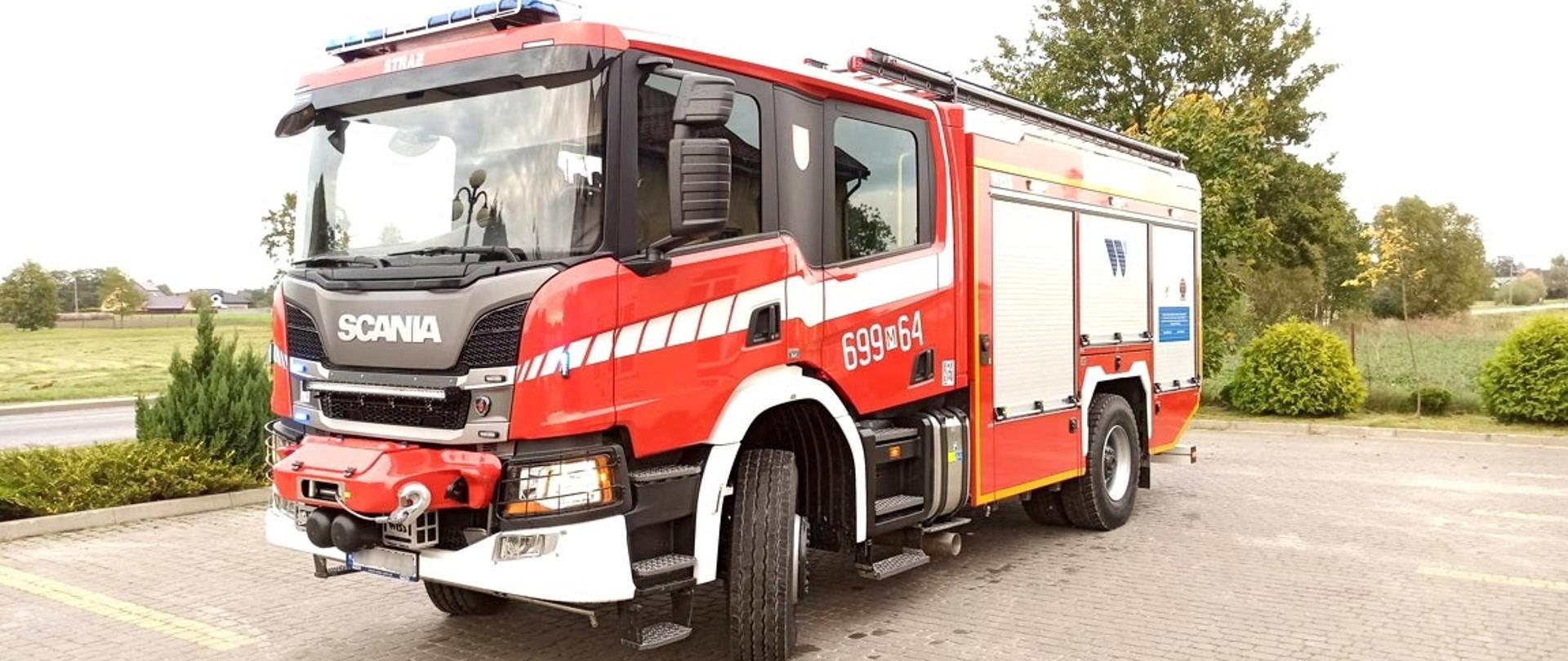 Czerwony Samochód straży pożarnej