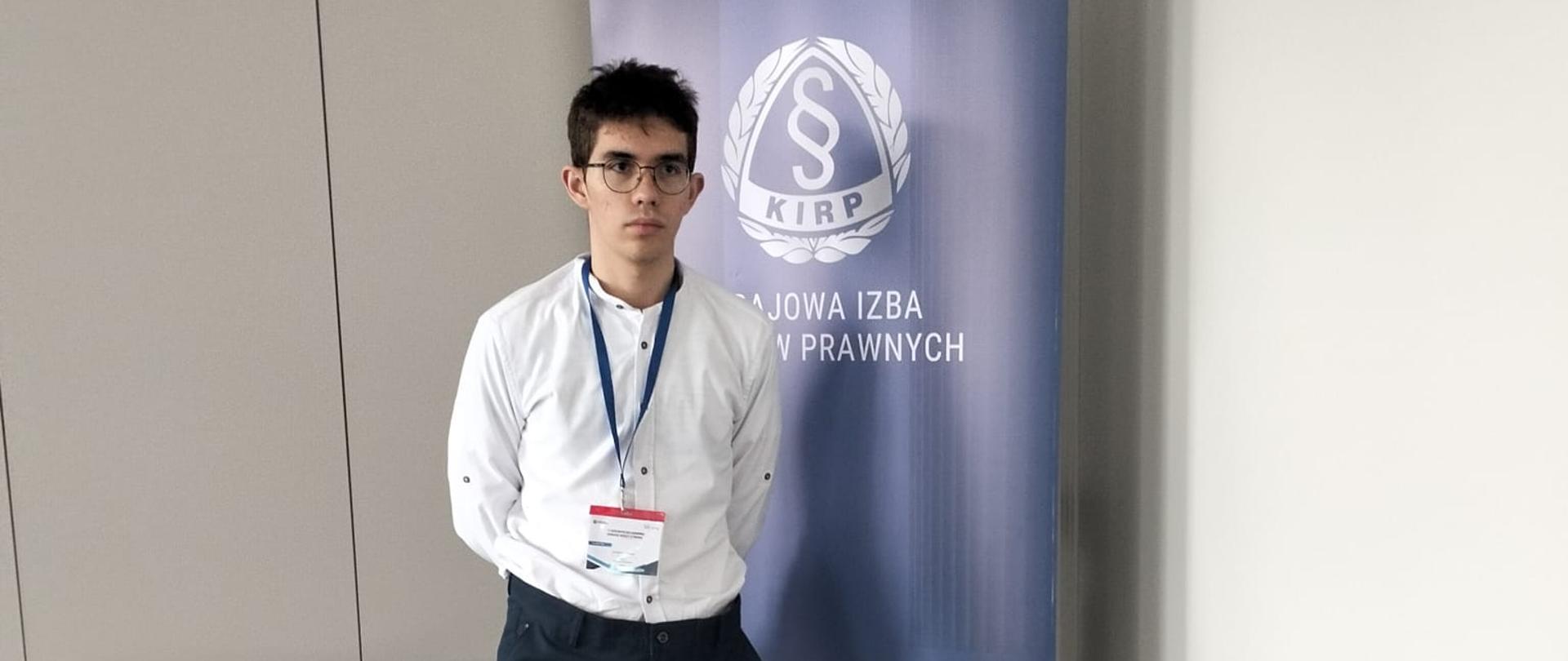 Szymon Tomczuk z Zespołu Szkół nr 4 finalistą XI edycji Ogólnopolskiej Akademii – Konkursu Wiedzy o Prawie