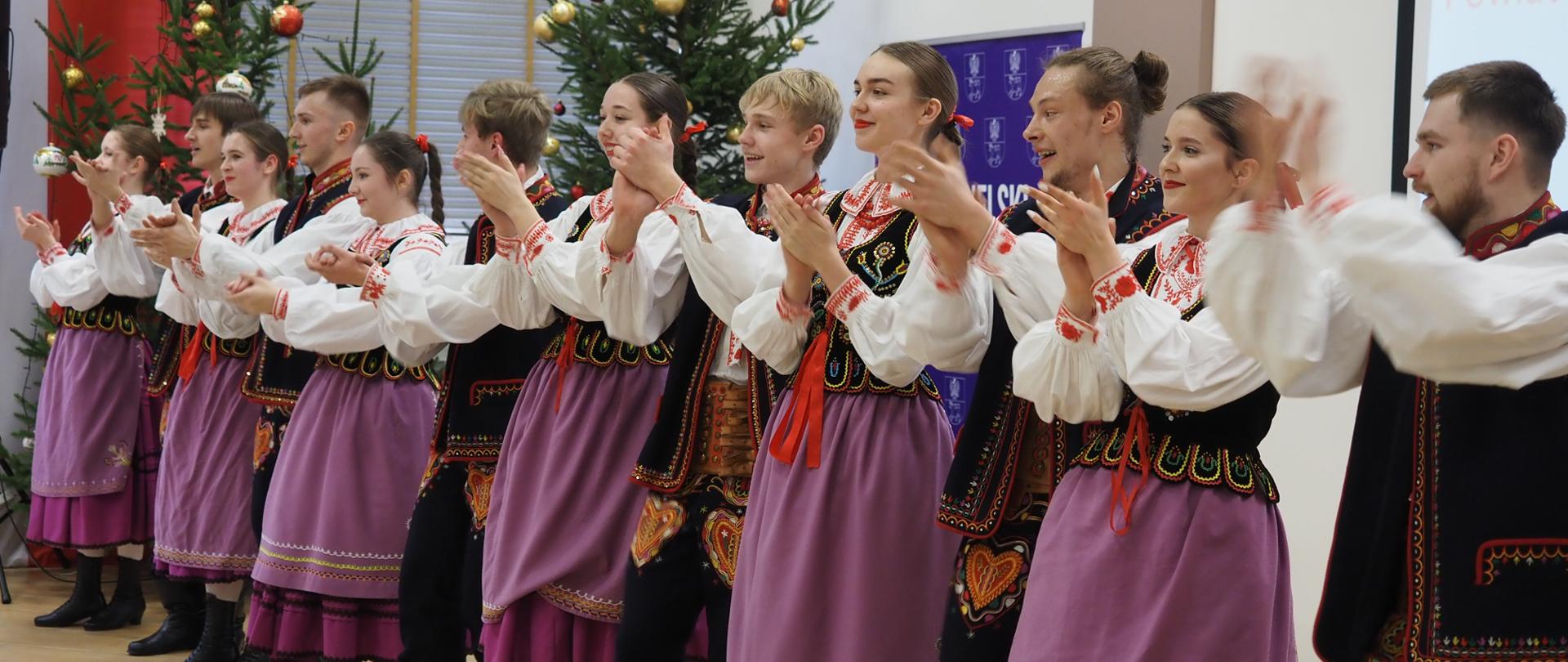 Zespół pieśni i tańca „Podlaskie Kukułki” 