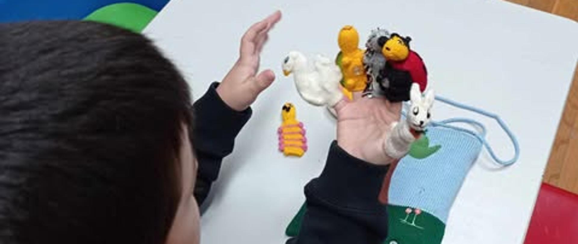 Terapia pedagogiczna - dzieci w trakcie zajęć